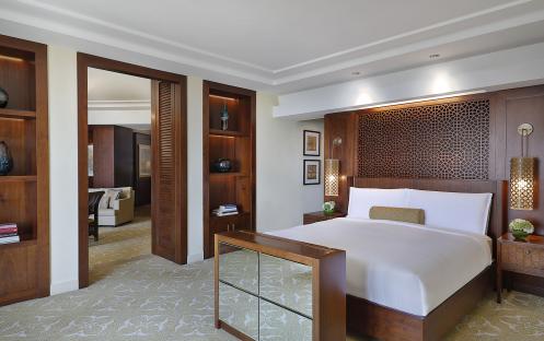 The Ritz-Carlton, Dubai, JBR - One Bedroom Ocean Club Suite -  Bedroom